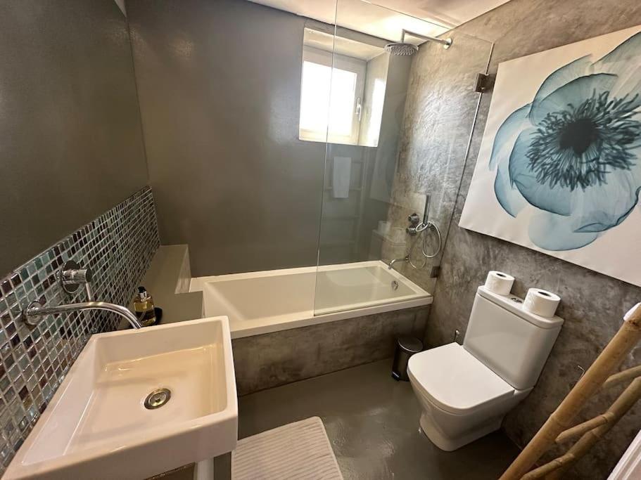 Renovado Com Ac, 2 Wc Completos, Terraco E Garagem Apartment Porto Luaran gambar