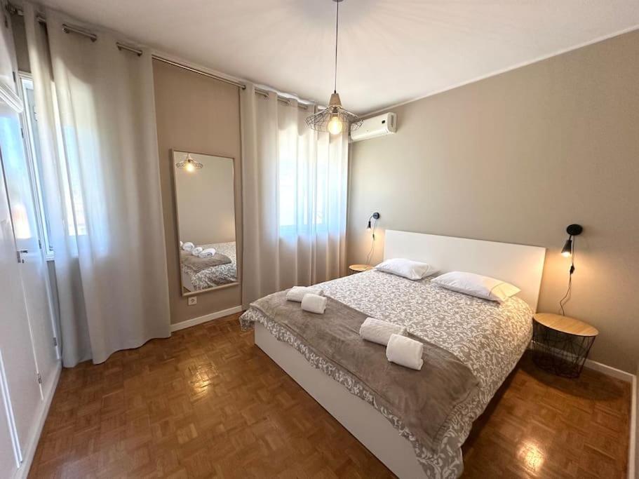 Renovado Com Ac, 2 Wc Completos, Terraco E Garagem Apartment Porto Luaran gambar