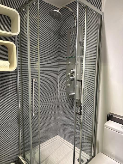 Renovado Com Ac, 2 Wc Completos, Terraco E Garagem Apartment Porto Luaran gambar